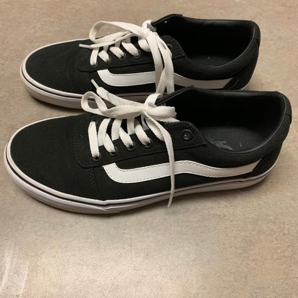 Vans Old Skool Black Womens 9.5 - Picture 2 of 3